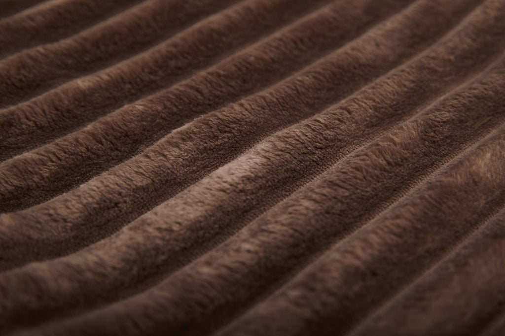 VÄRME Wide-Wale Cord Cuddle Blanket