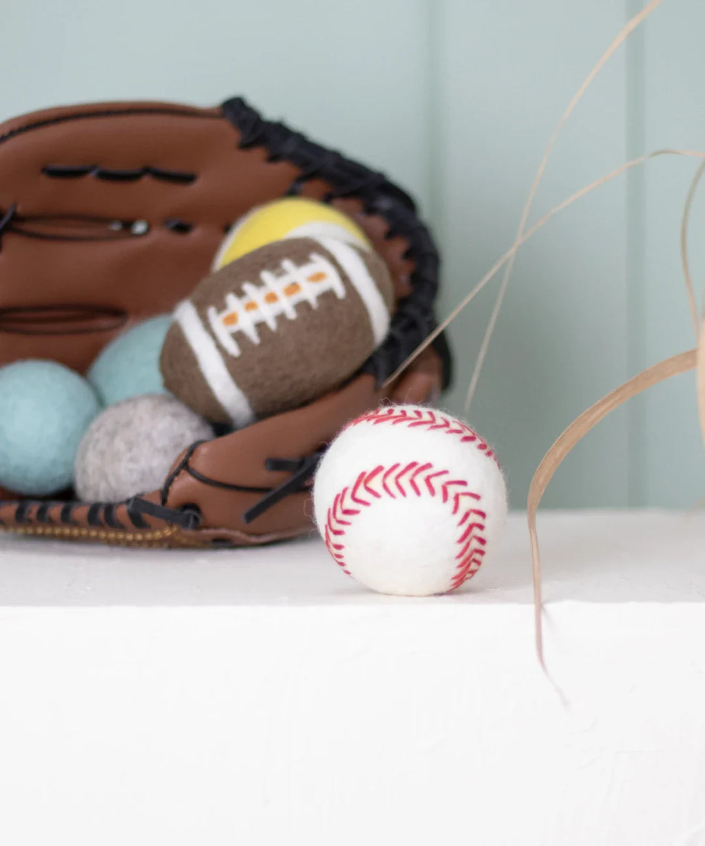 BUDDY. Jouet pour chien en laine de mouton "Baseball"