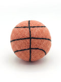 BUDDY. Hundespielzeug aus Schafwolle "Basketball"